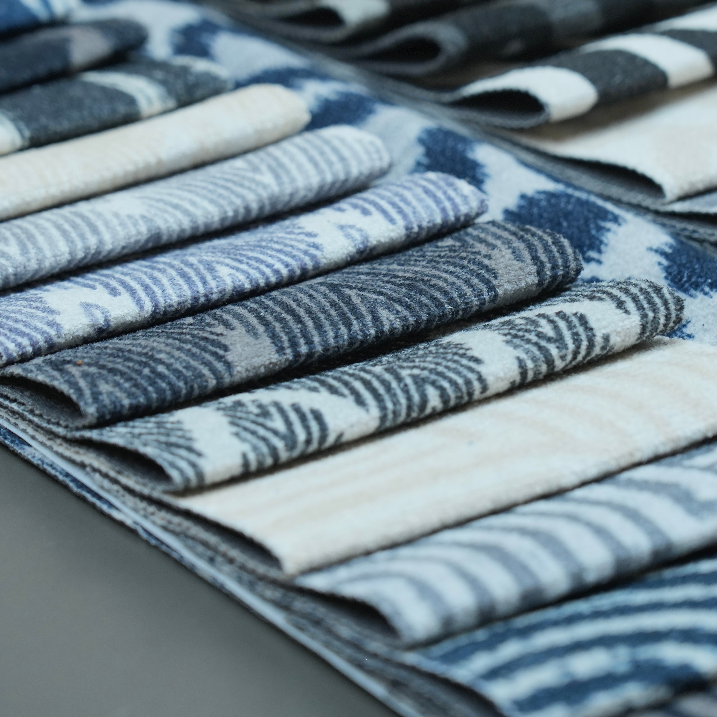 Colorfast Small Dot Flannel 2519